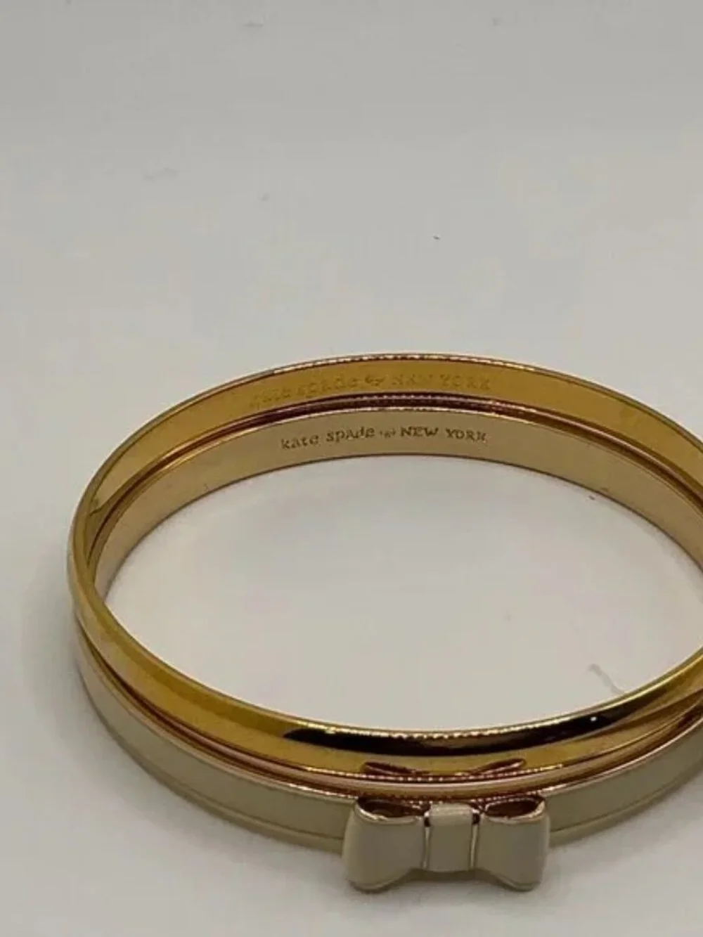 Kate Spade New York TAKE A BOW Gold & Cream/Idiom Gold-Tone Bangle Bracelet - Picture 5 of 9